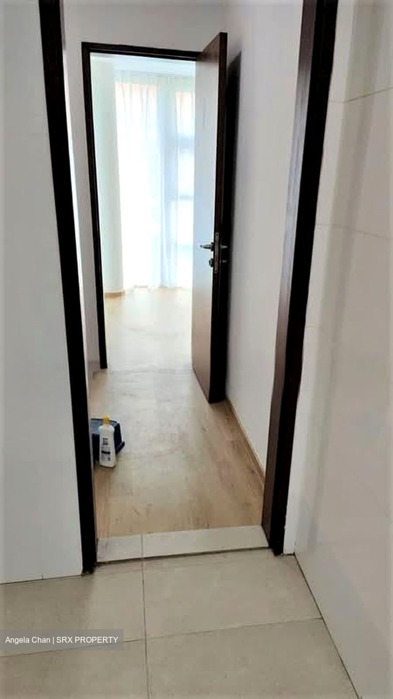 Cambridge Road (D8), Terrace #563758671